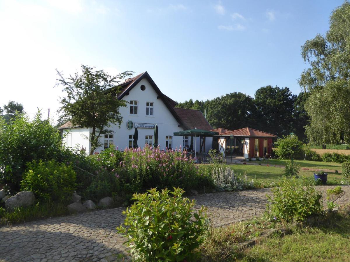 Landgasthaus Zur Muehlenwirtin Petershagen Exterior photo