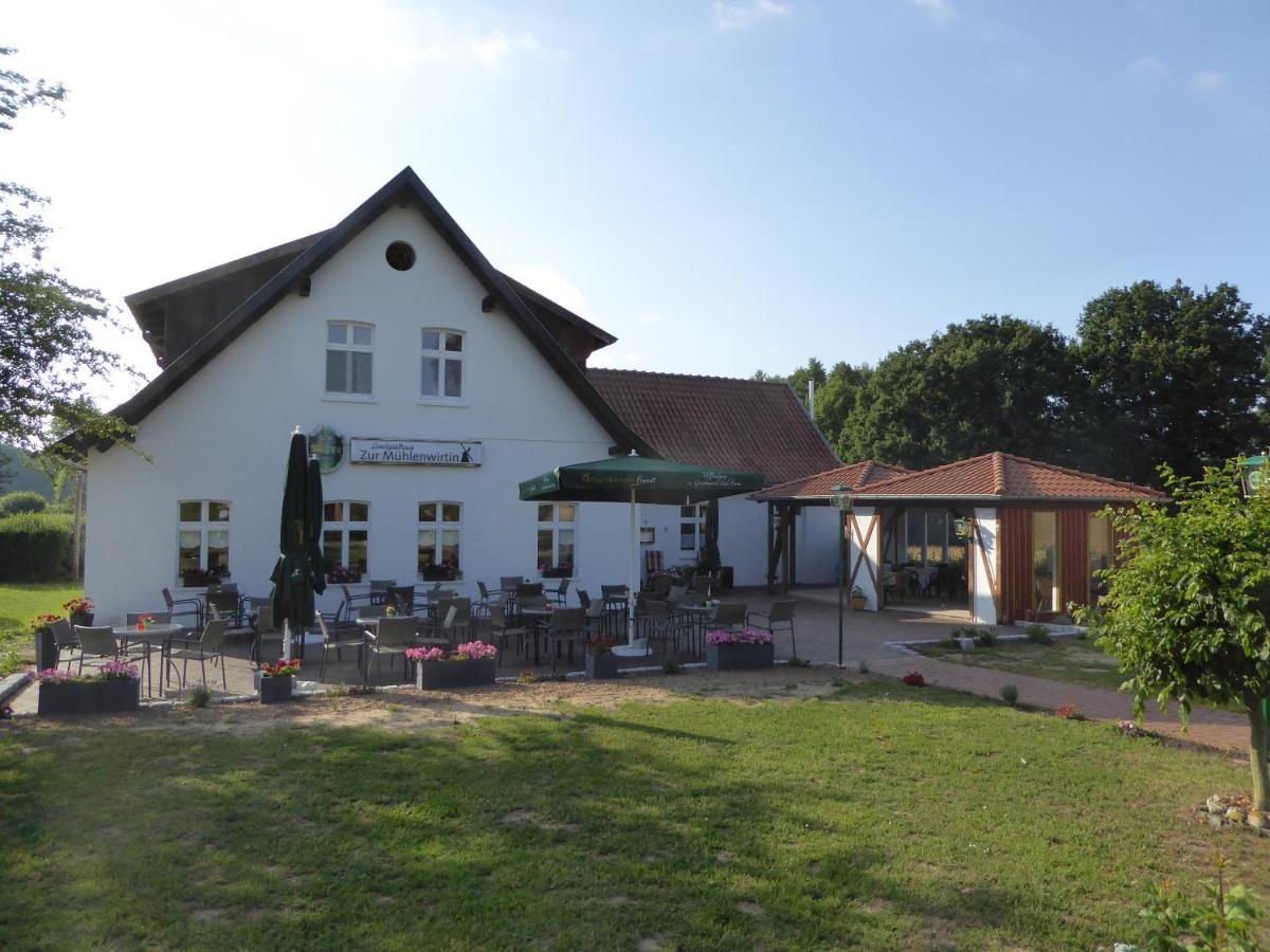 Landgasthaus Zur Muehlenwirtin Petershagen Exterior photo
